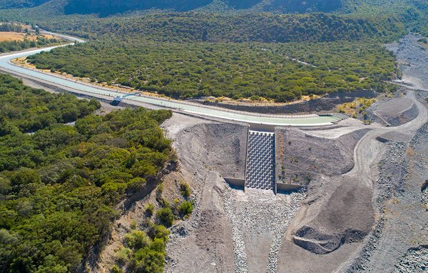 Construcción Vertedero de Emergencia Central Hidroeléctrica Chacayes